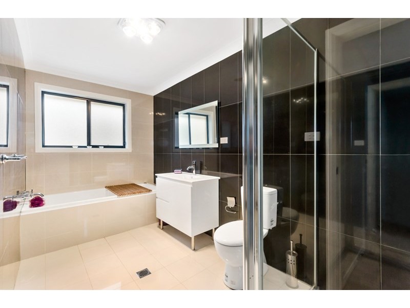 157 Wyndarra Way, Koonawarra NSW 2530