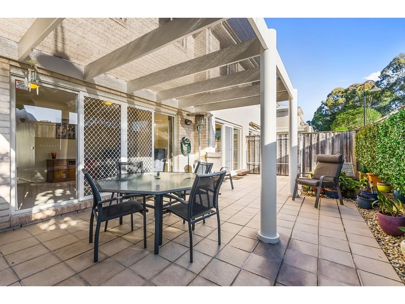 15/4a Tallegalla Street, Unanderra NSW 2526