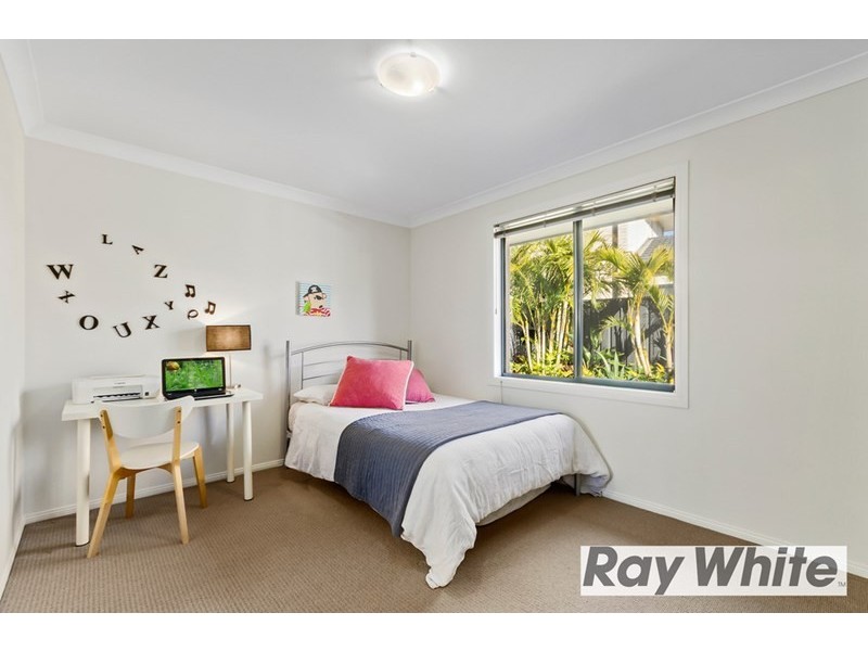 27 Hennesy Street, Flinders NSW 2529