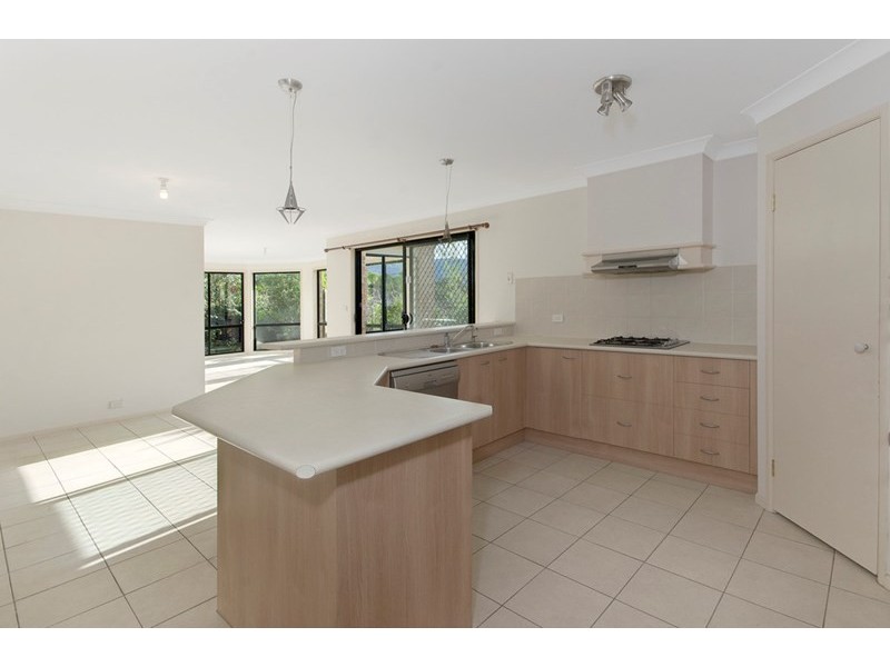 82 North Terrace, Dapto NSW 2530