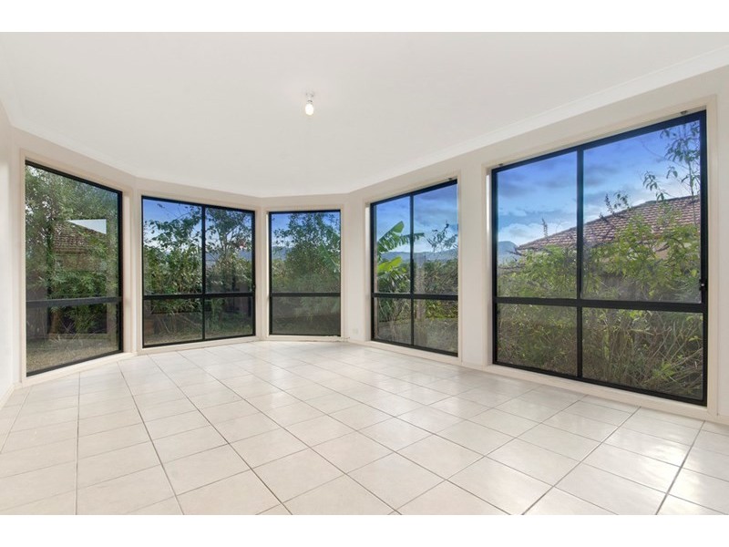 82 North Terrace, Dapto NSW 2530