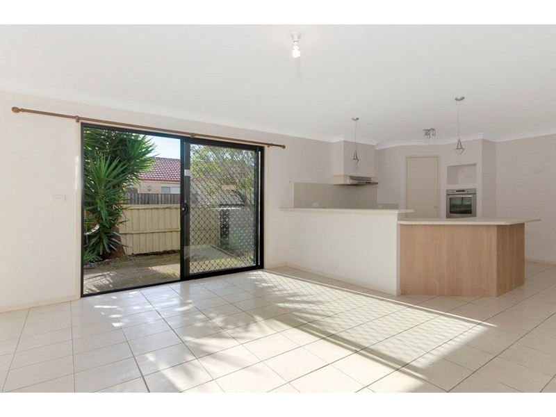 82 North Terrace, Dapto NSW 2530