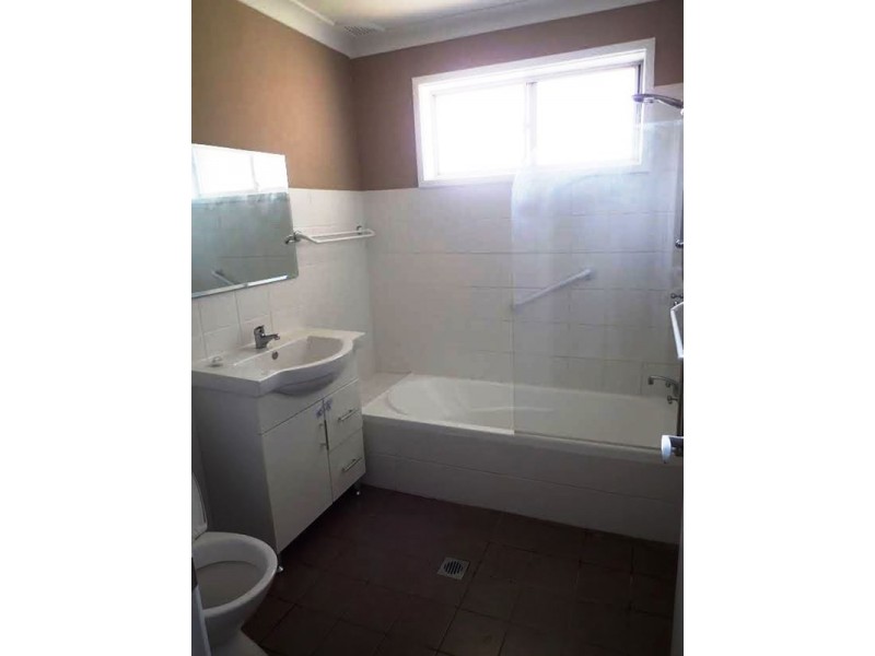 12 Cleary Avenue, Kanahooka NSW 2530