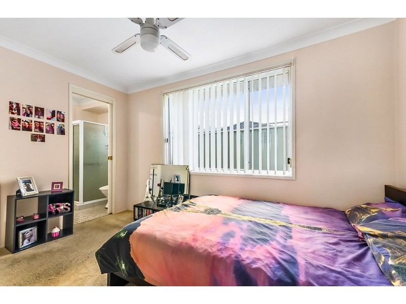 12 Gloucester Circuit, Albion Park NSW 2527