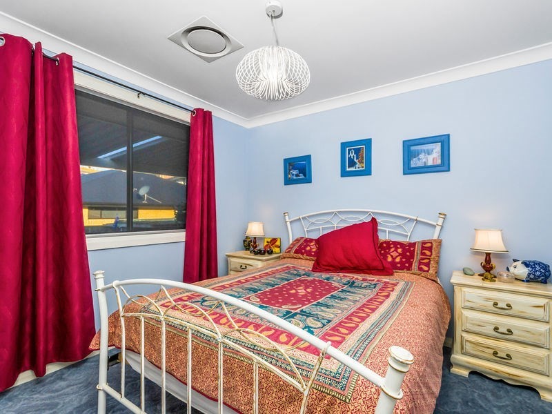 159 Wyndarra Way, Koonawarra NSW 2530