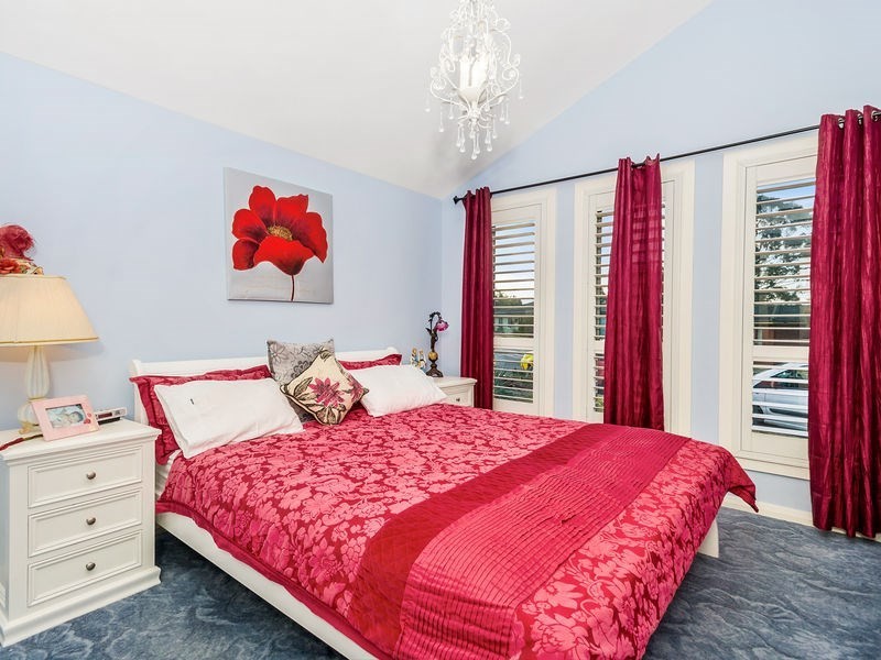 159 Wyndarra Way, Koonawarra NSW 2530