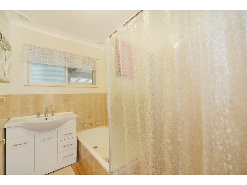 28 William Beach Road, Kanahooka NSW 2530