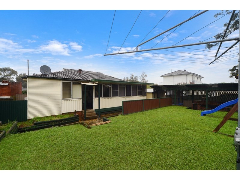 28 William Beach Road, Kanahooka NSW 2530