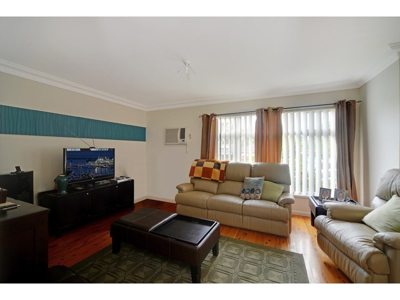 28 William Beach Road, Kanahooka NSW 2530