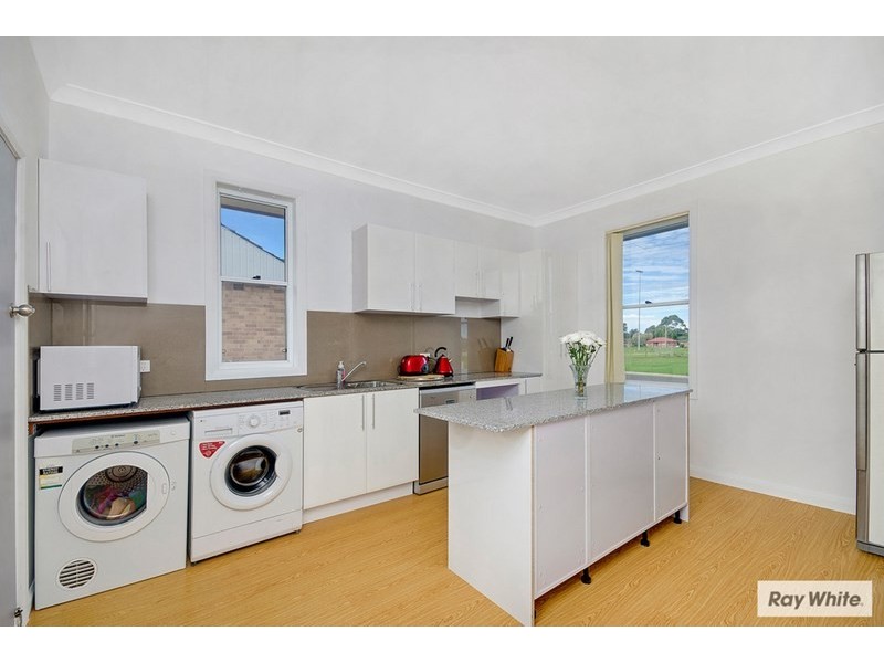 18 Burke Way, Berkeley NSW 2506