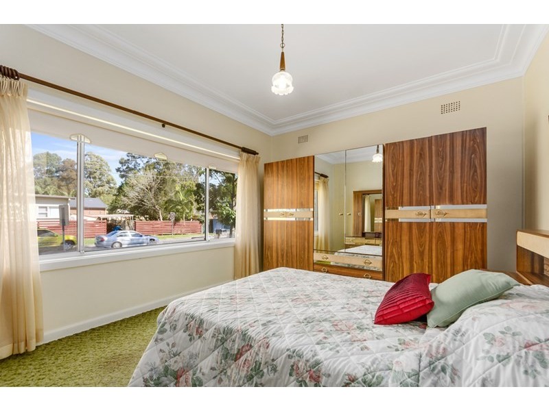 138 Heaslip Street, Mangerton NSW 2500