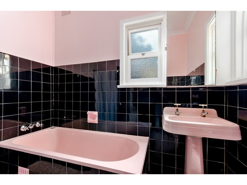 138 Heaslip Street, Mangerton NSW 2500