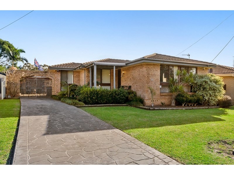 74 Compton Street, Dapto NSW 2530