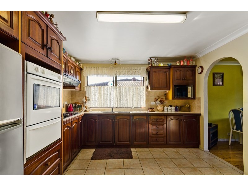 74 Compton Street, Dapto NSW 2530