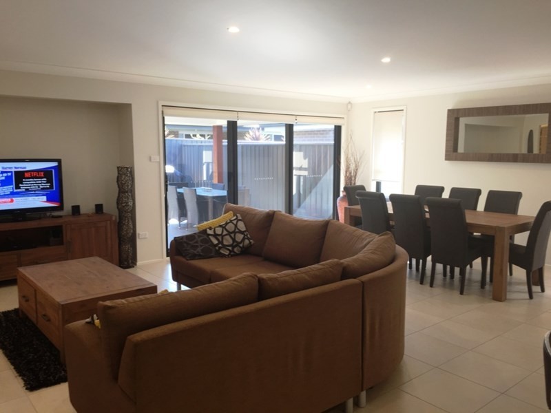 9 Hobbs Street, Horsley NSW 2530