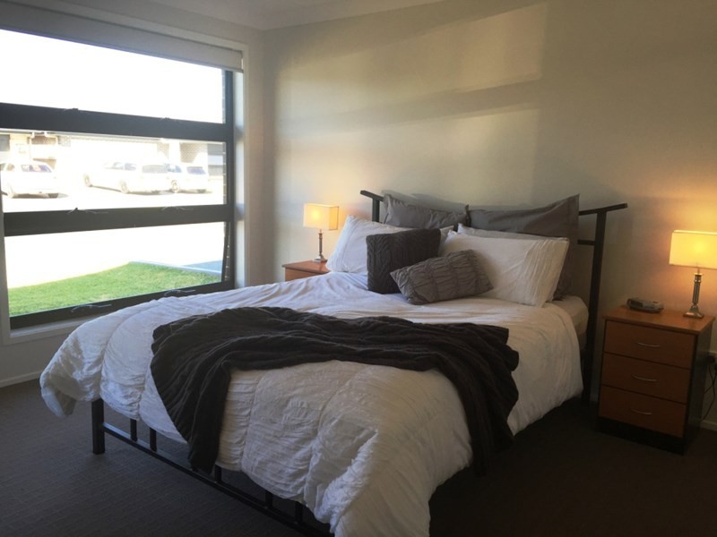 9 Hobbs Street, Horsley NSW 2530