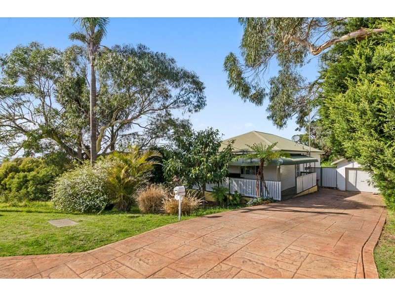 1 Noble Road, Lake Heights NSW 2502