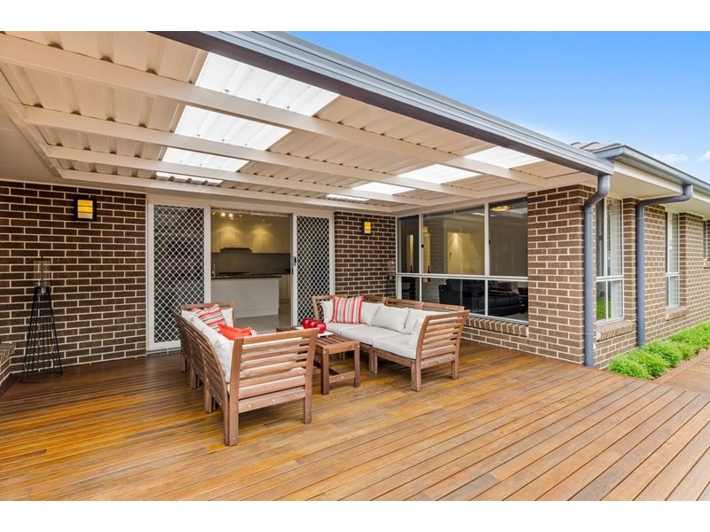 3 Athanlin Avenue, Haywards Bay NSW 2530