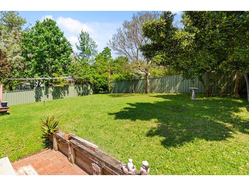 32 Tallawong Crescent, Dapto NSW 2530