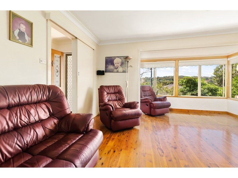 32 Tallawong Crescent, Dapto NSW 2530
