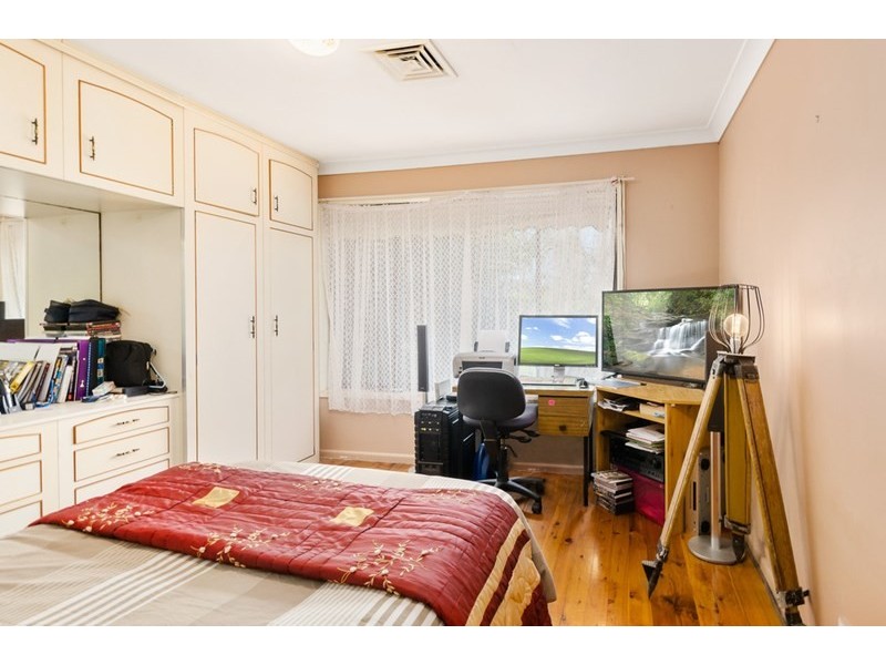 32 Tallawong Crescent, Dapto NSW 2530