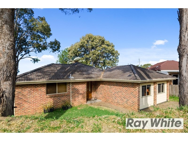 2 Michael Street, Albion Park NSW 2527
