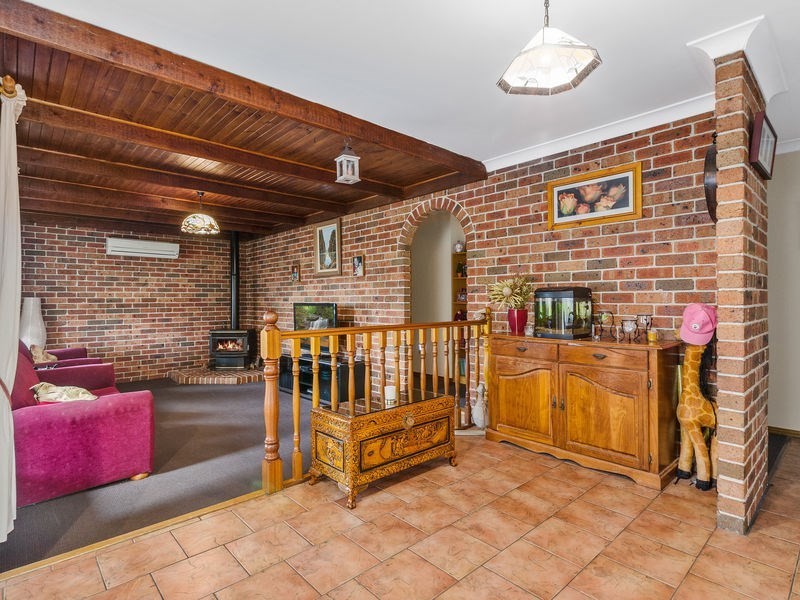 2 Michael Street, Albion Park NSW 2527