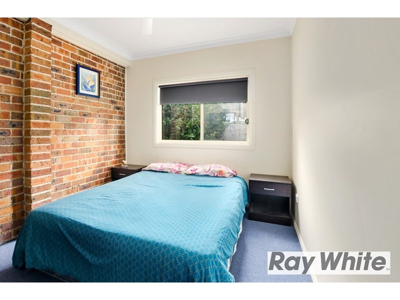2 Michael Street, Albion Park NSW 2527
