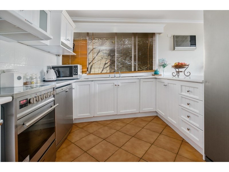 51 Thirroul Road, Kanahooka NSW 2530