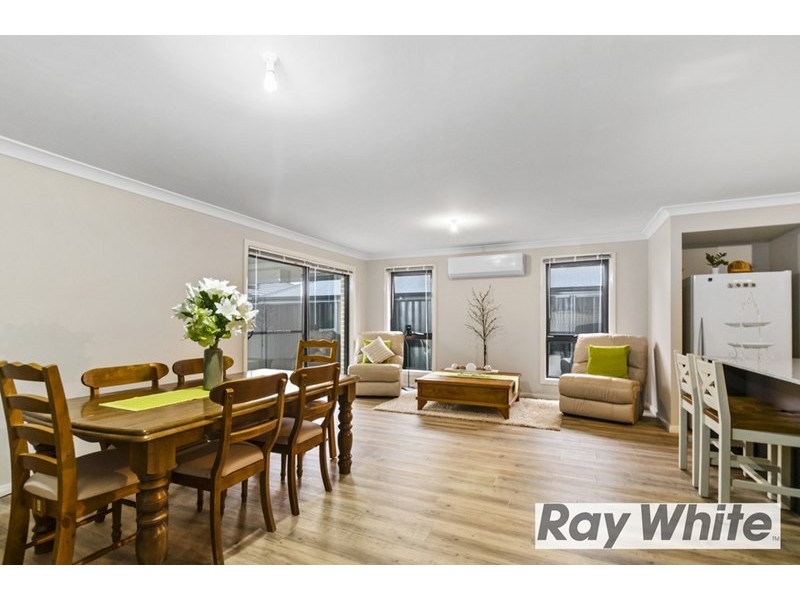 13 Wholahan Street, Horsley NSW 2530