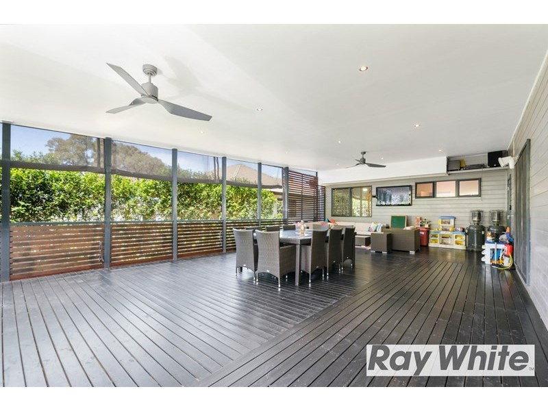 6 Oxford Road, Dapto NSW 2530