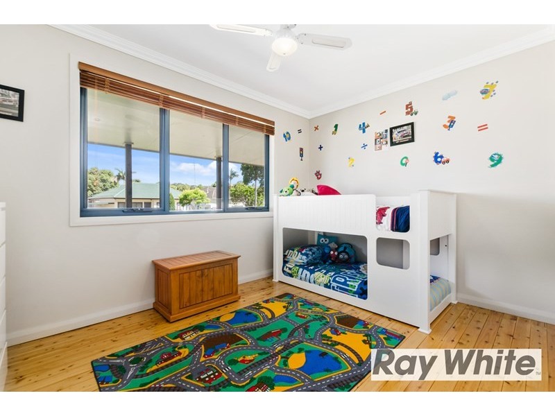 6 Oxford Road, Dapto NSW 2530