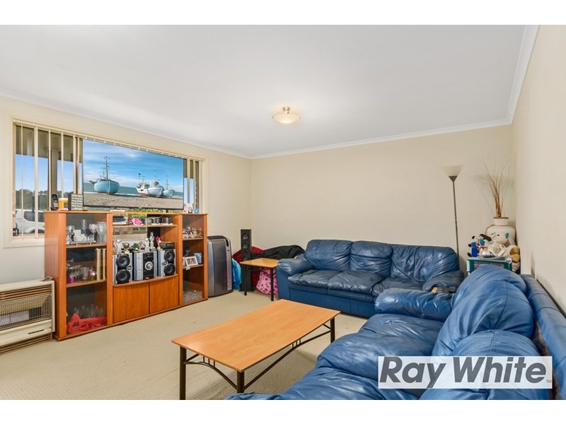 1/13 Munduran Close, Albion Park NSW 2527