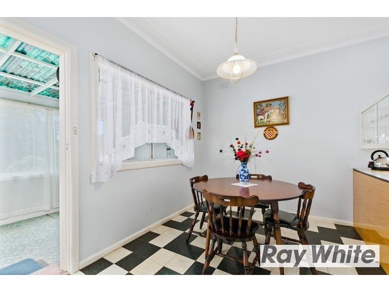 31 Ranchby Avenue, Lake Heights NSW 2502