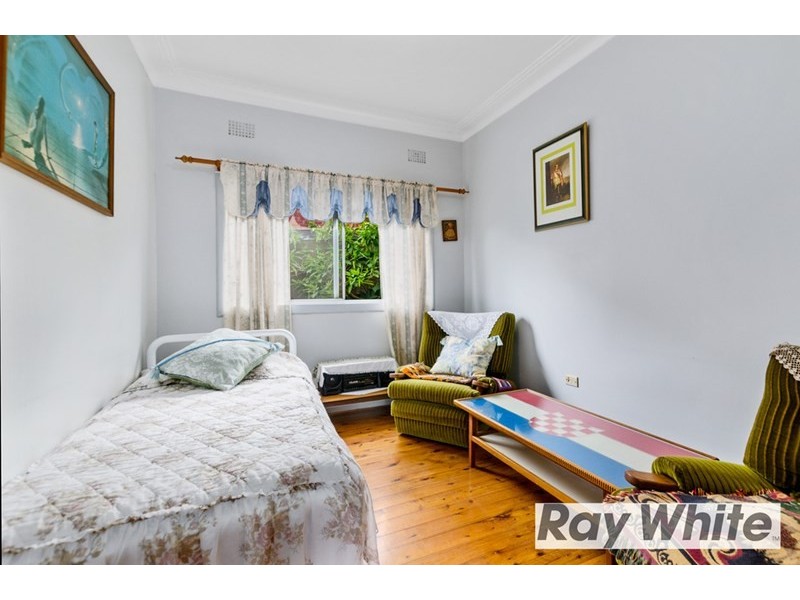 31 Ranchby Avenue, Lake Heights NSW 2502