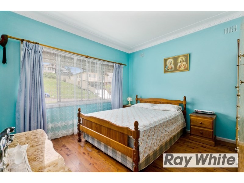 31 Ranchby Avenue, Lake Heights NSW 2502