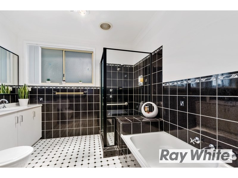 2/19 Amaral Avenue, Dapto NSW 2530