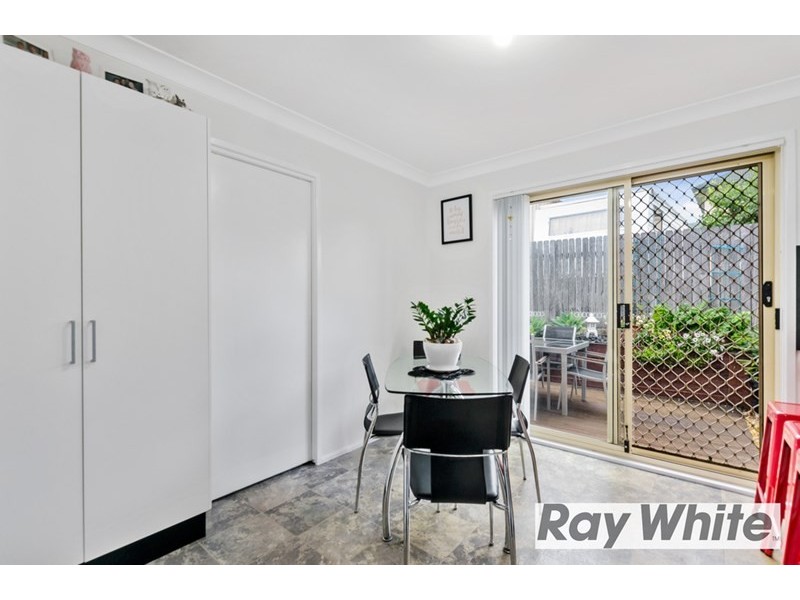 2/19 Amaral Avenue, Dapto NSW 2530
