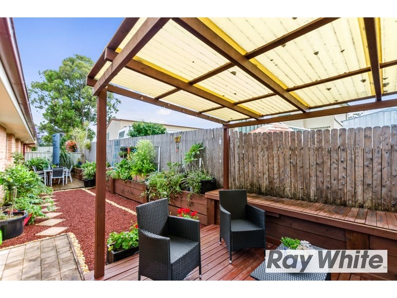 2/19 Amaral Avenue, Dapto NSW 2530