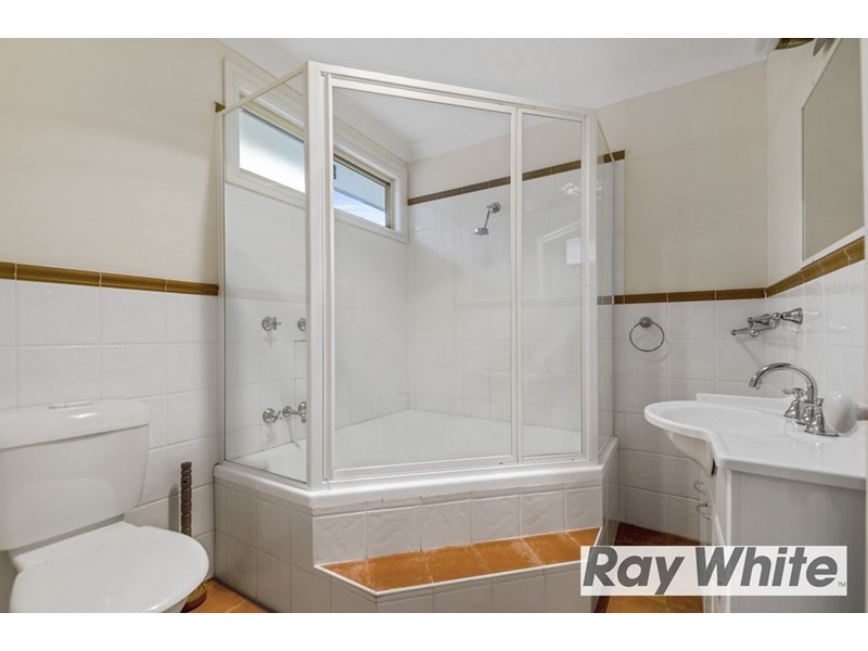 4 Huxley Drive, Horsley NSW 2530