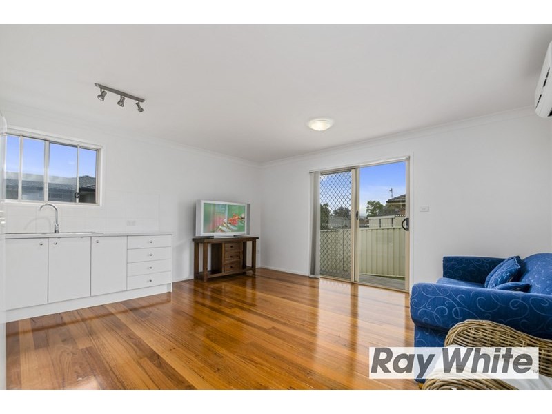 4 Huxley Drive, Horsley NSW 2530