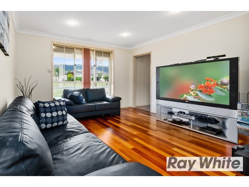 2 Benares Court, Horsley NSW 2530