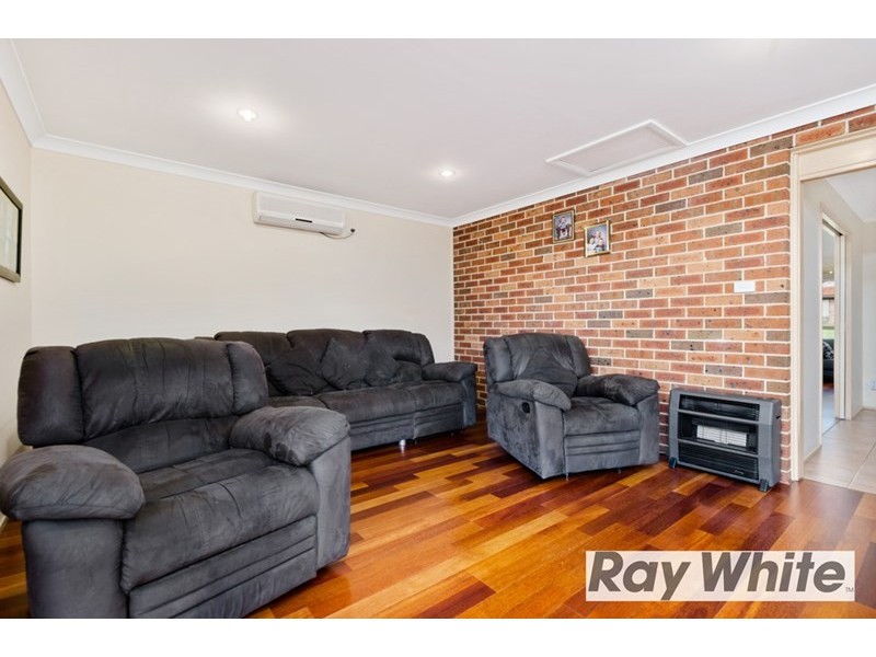 2 Benares Court, Horsley NSW 2530