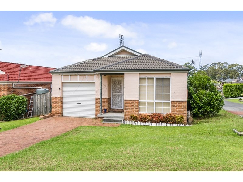 11 Glenlee Drive, Horsley NSW 2530