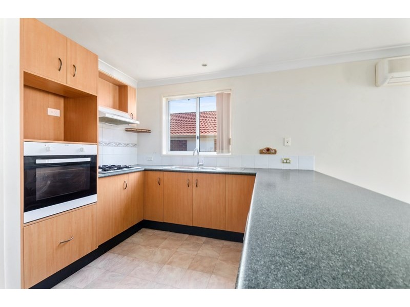 11 Glenlee Drive, Horsley NSW 2530