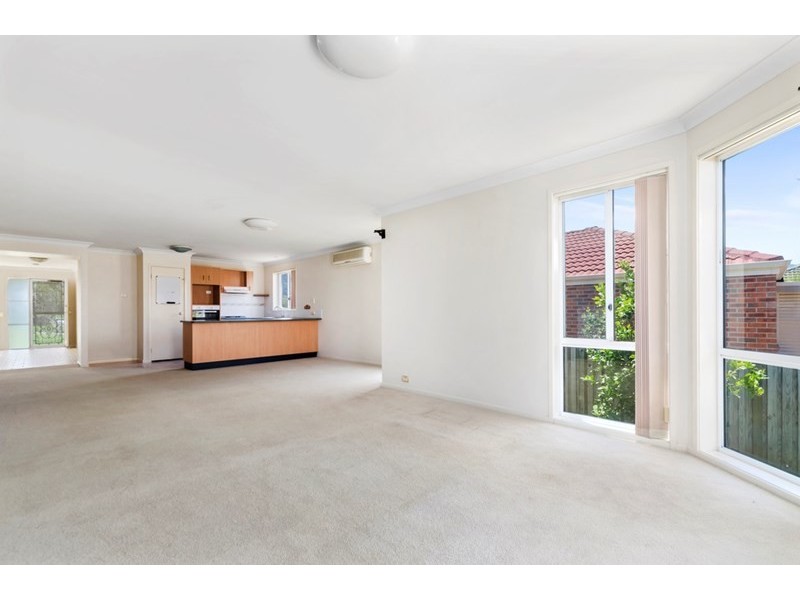 11 Glenlee Drive, Horsley NSW 2530