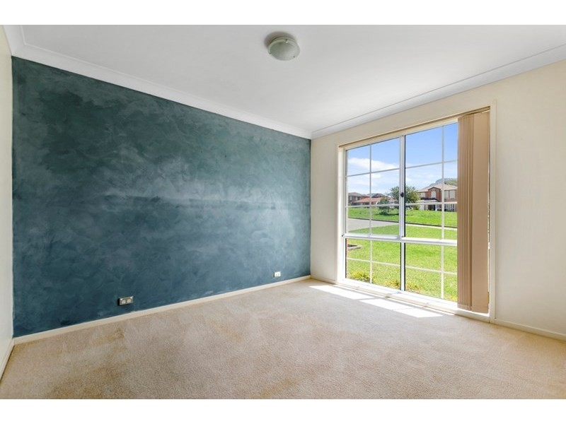 11 Glenlee Drive, Horsley NSW 2530