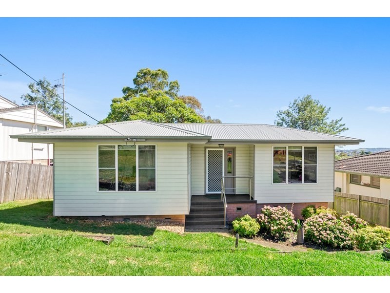 20 Wybalena Avenue, Koonawarra NSW 2530