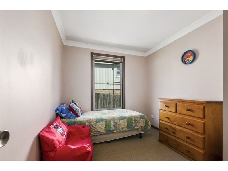 20 Wybalena Avenue, Koonawarra NSW 2530