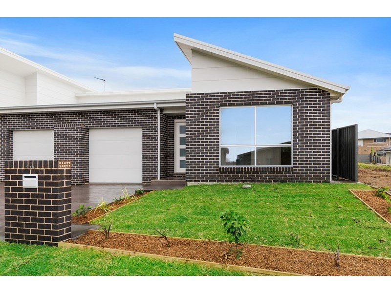 21a Brooks Terrace, Kanahooka NSW 2530